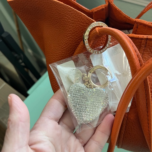 RARE Color- Portland Leather Goods Large Devan in KOI - Picture 7 of 14